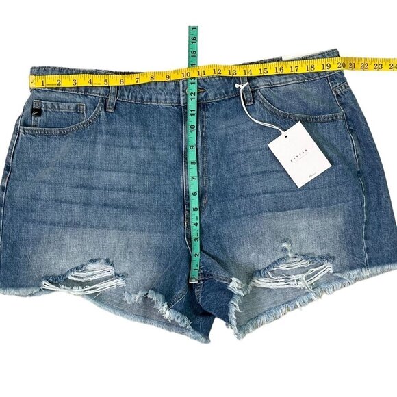 KanCan Estilo High-Rise Distressed Denim Shorts 3XL – NWT - Picture 9 of 10